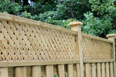 Pvc Lattice Fence Installation